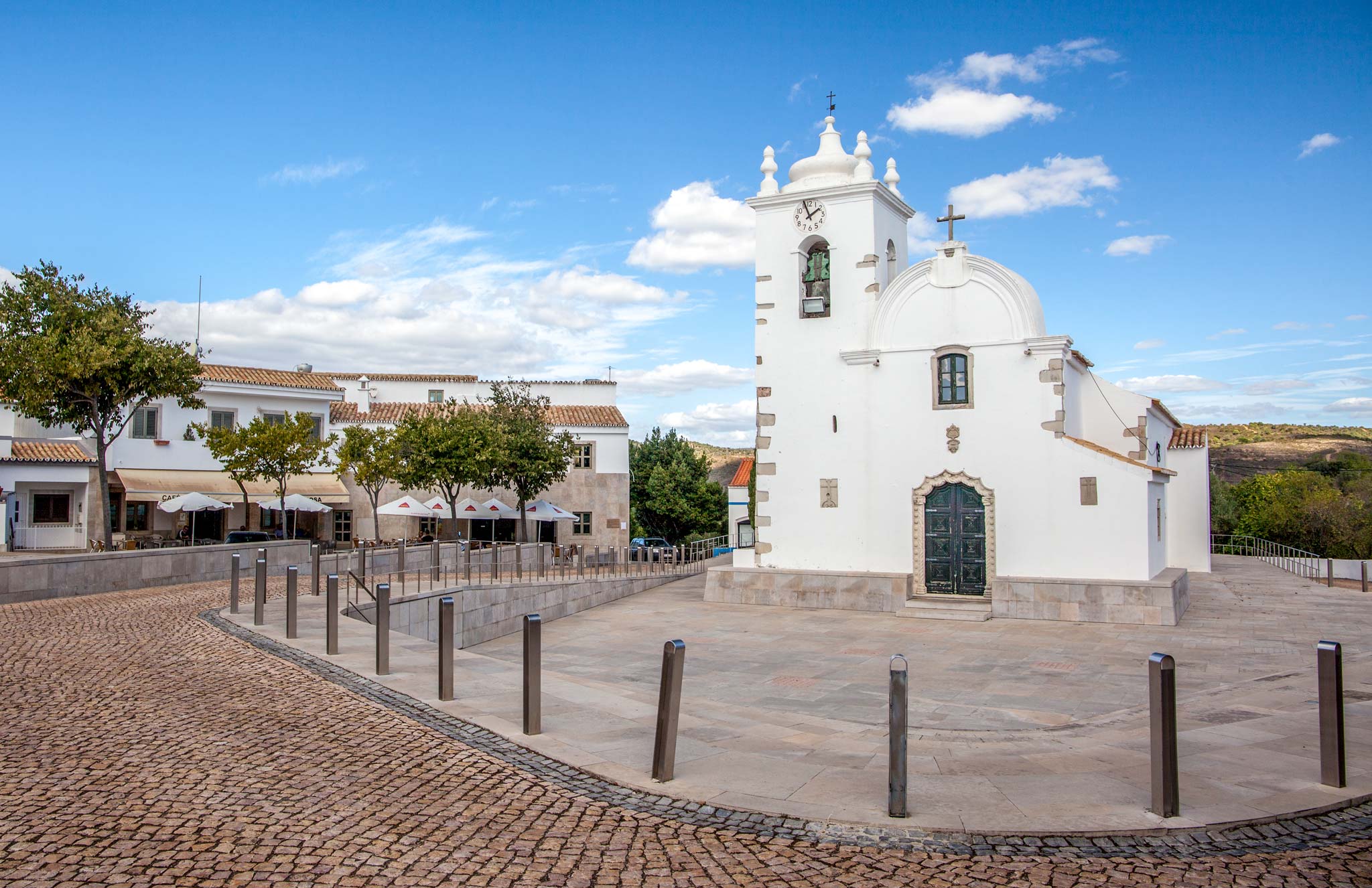 The small church in Querenca, a secret Algarve village