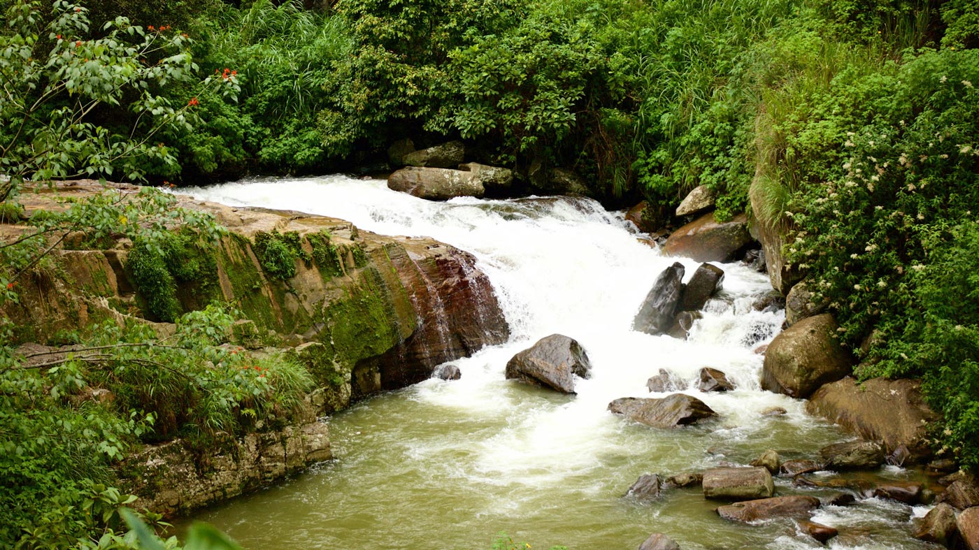 waterfalls in nuwara eliya