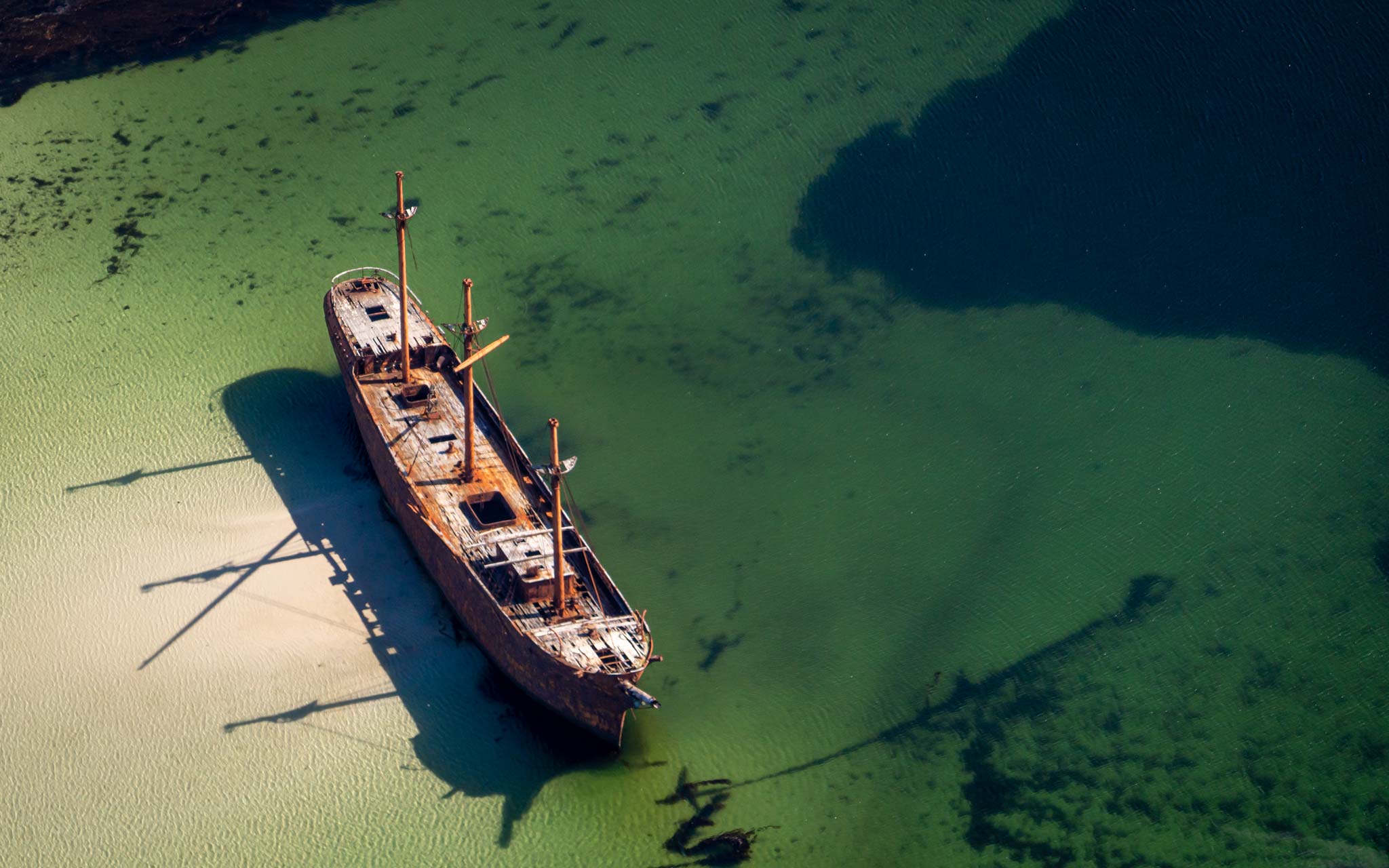 Lady Elizabeth Shipwreck as seen from a helicopter